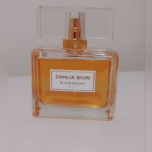 Dahlia Divin by Givenchy